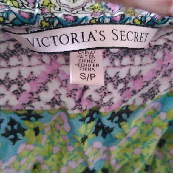 Victoria Secret 3 piece swim - Picture 4 of 4